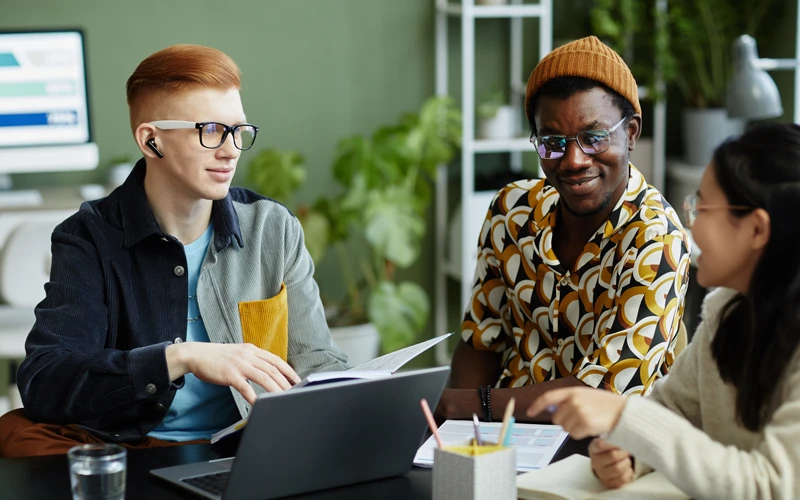 Zakaj mladi zaposleni zapuščajo podjetja?