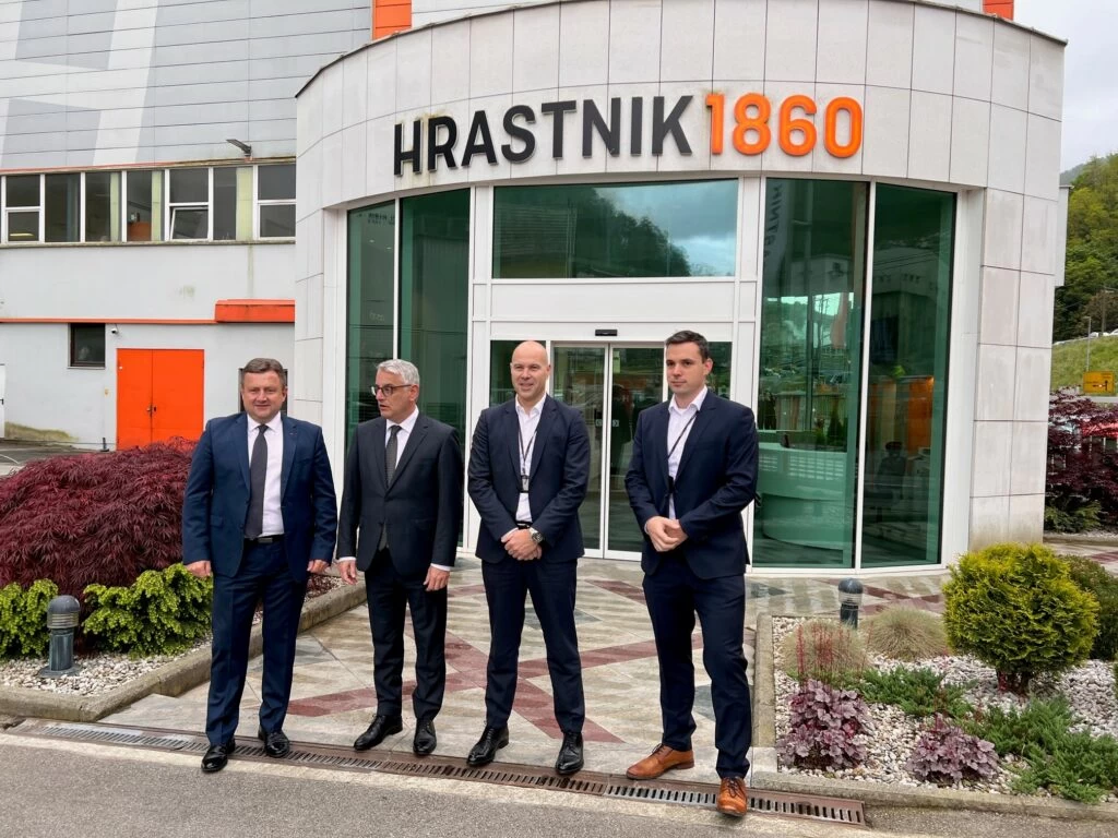 Prosta delovna mesta Hrastnik - Preverite svojega naslednjega delodajalca