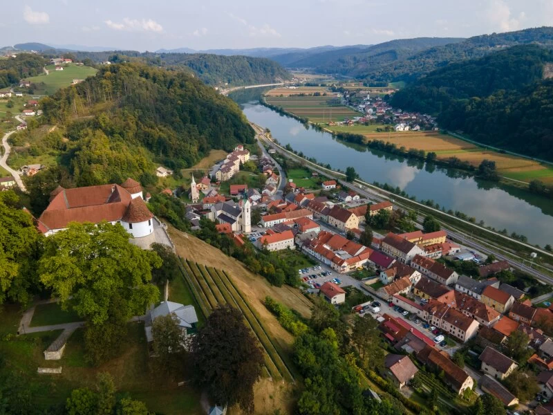 Aktualna prosta delovna mesta v Sevnici
