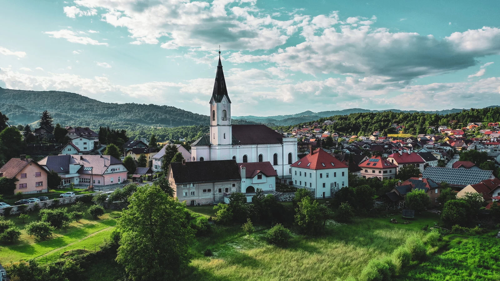 Prosta delovna mesta Vrhnika