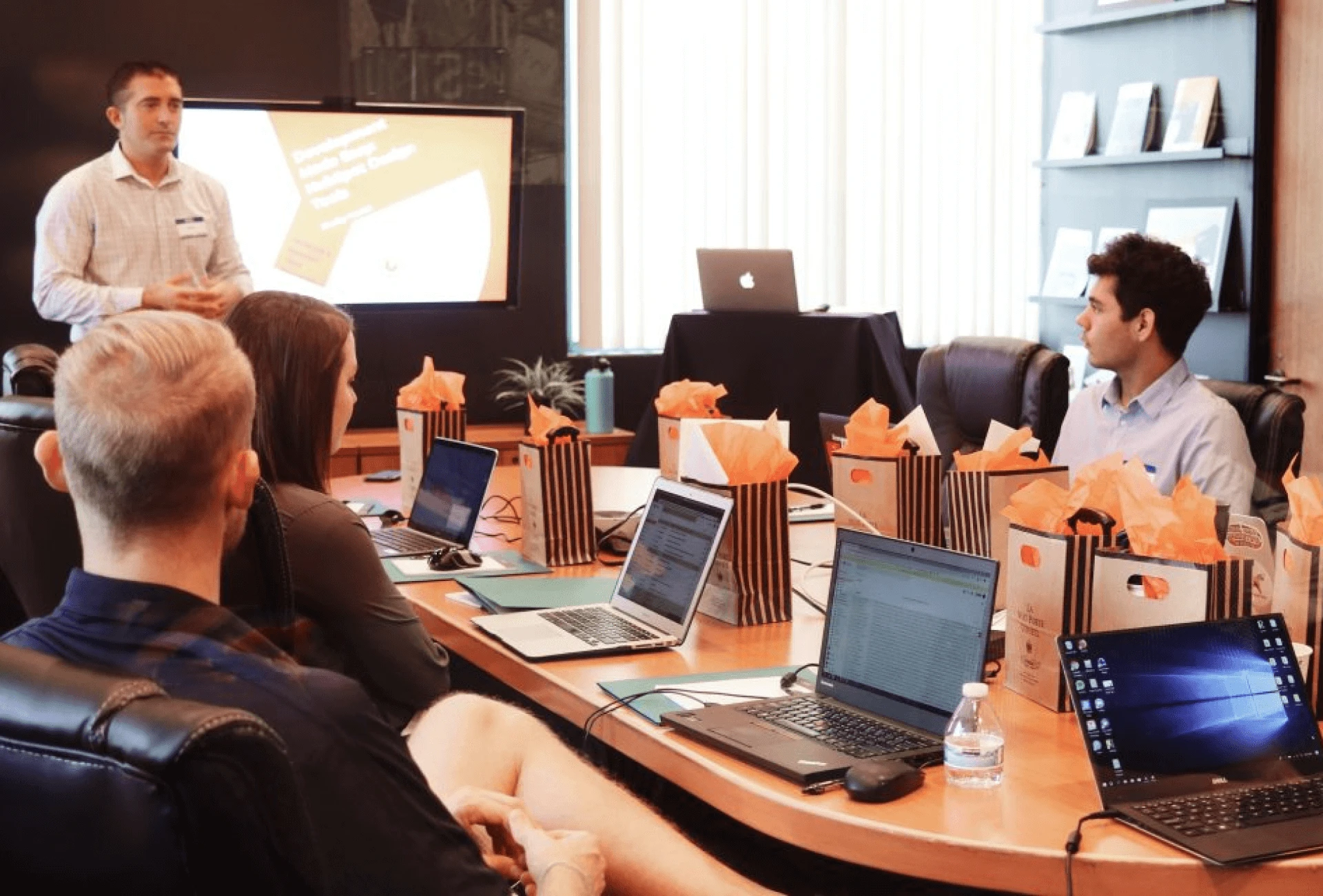 Kako mentorstvo koristi vsem vpletenim