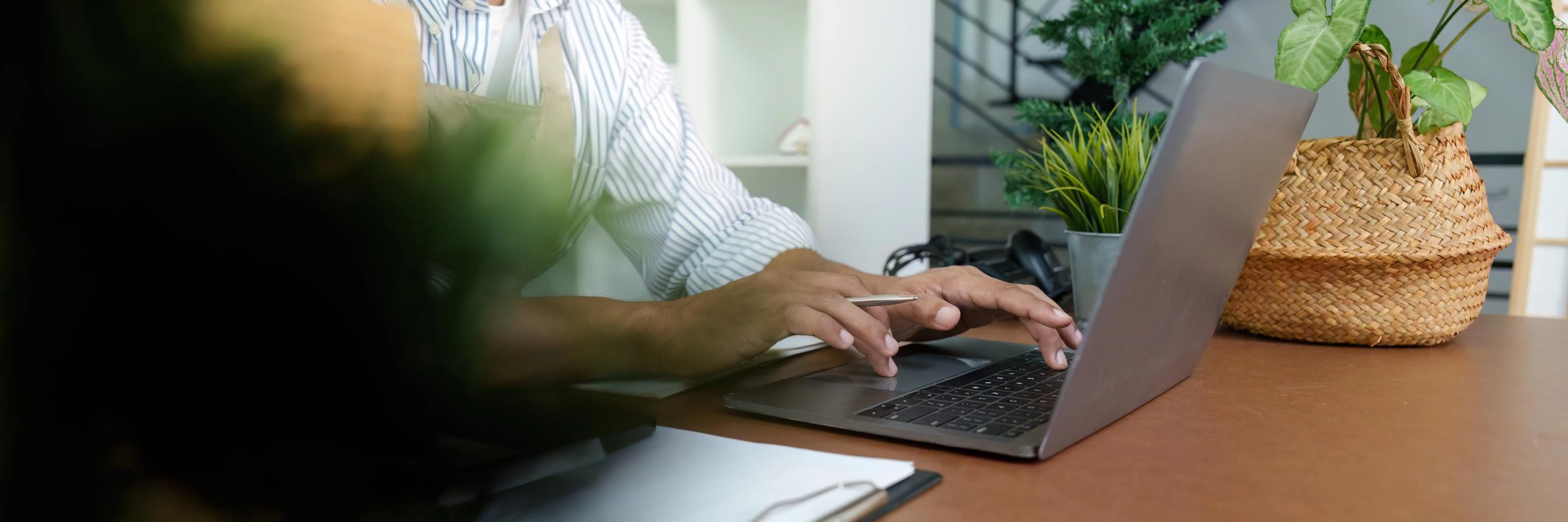 Podjetje z 1000 zaposlenimi brez pisarne