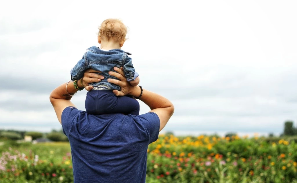 Porodniški dopust - materinski, očetovski in starševski dopust